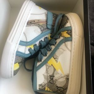 Gucci size 21 toddler sneakers